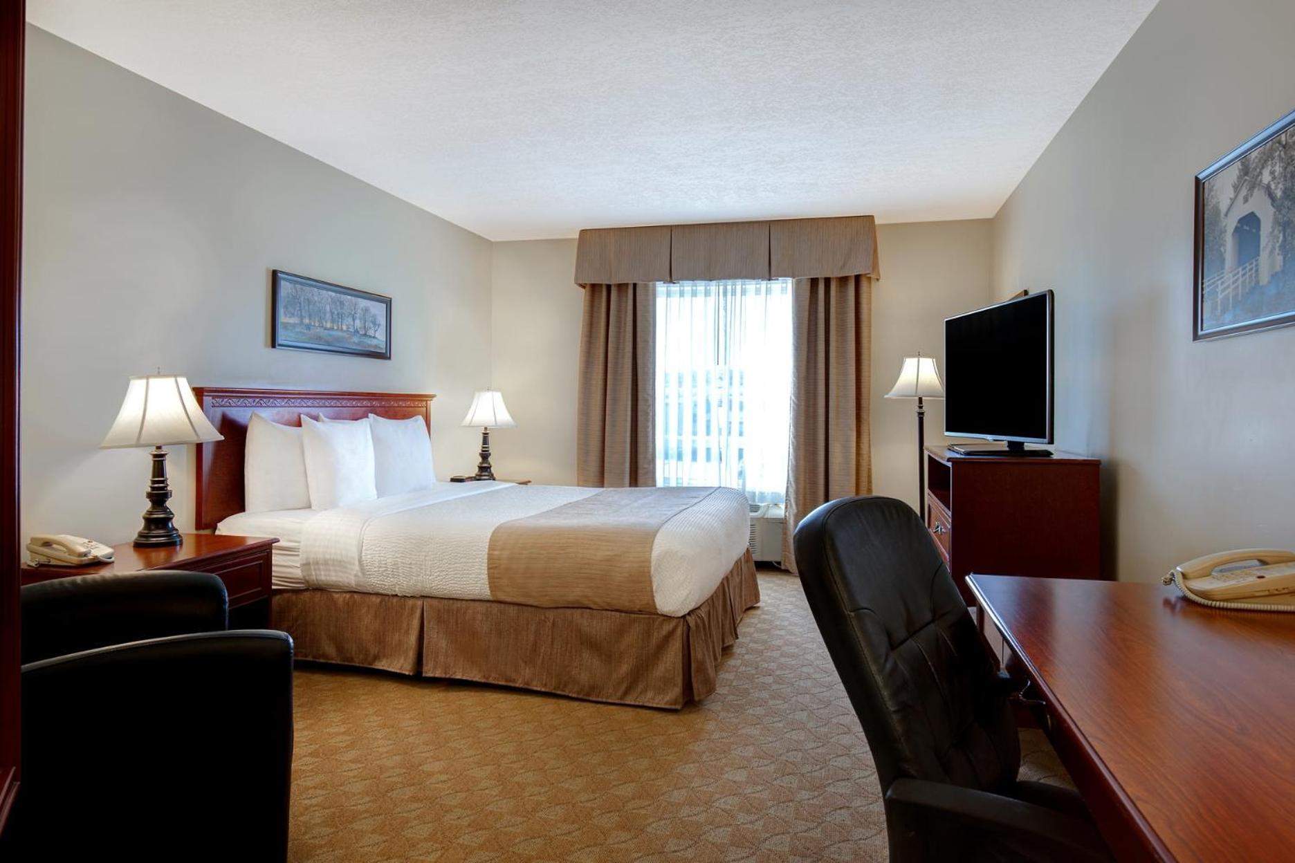 Days Inn By Wyndham Dawson Creek Exterior photo